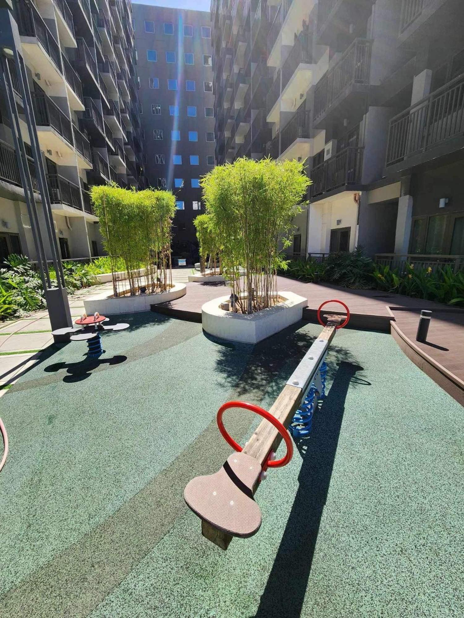 Cozypura Staycation Near Moa, Airport , With Free Fast Wifi, Netflix And Pay Parking Pasay Ngoại thất bức ảnh